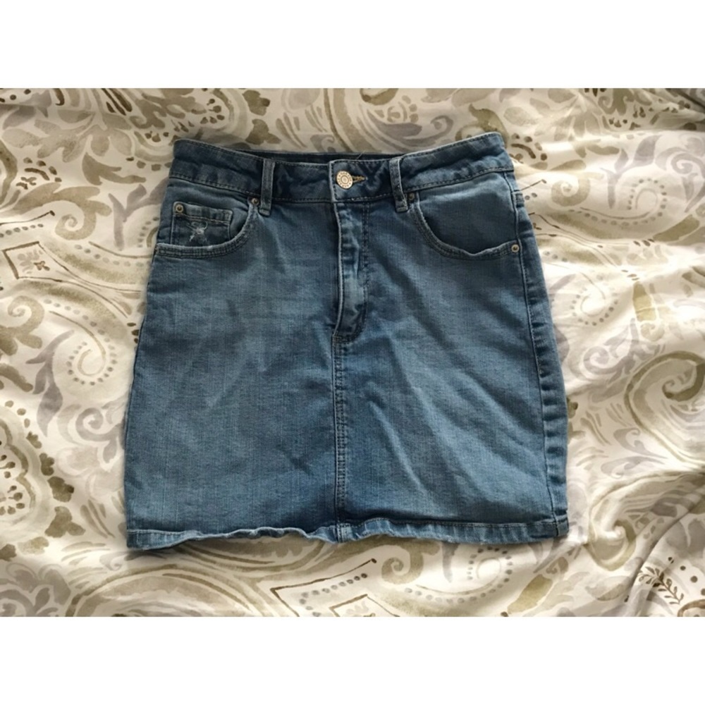 High waisted denim skirt